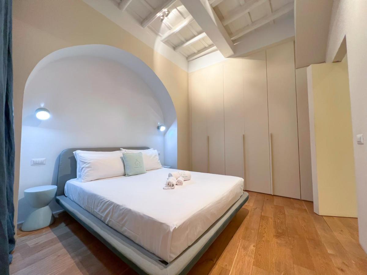 Luxury House & Secret Garden - Strategic Location, 100M To Metro B Apartment Rome Exterior photo